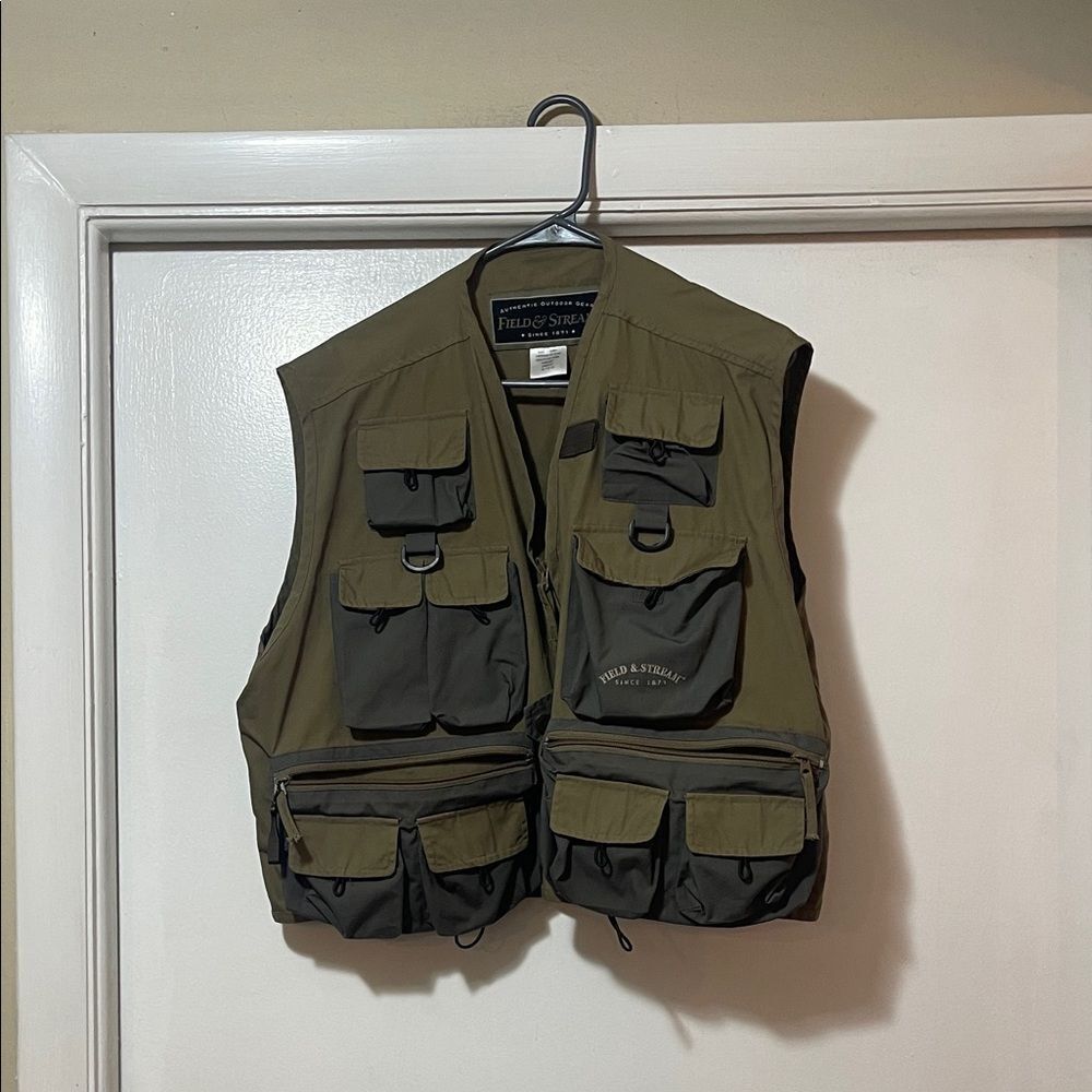 Field & Stream Khaki and Dark Gray Outdoor Vest Xl